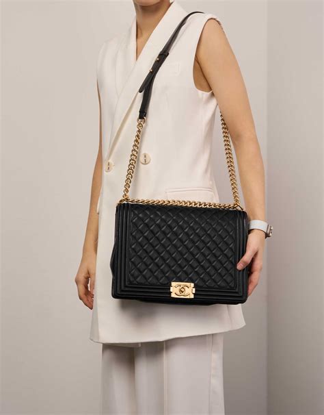 chanel boy bag vs classic flap bag|chanel boy flap bag price.